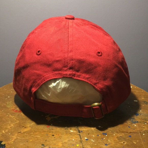 Truly Hard Seltzer maroon hat 6 full panel adjustable back strap cap - Picture 4 of 10